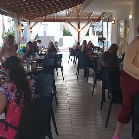 Esperanza Отель